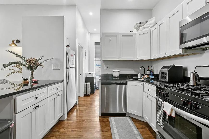258 HALSEY Street – photo 3