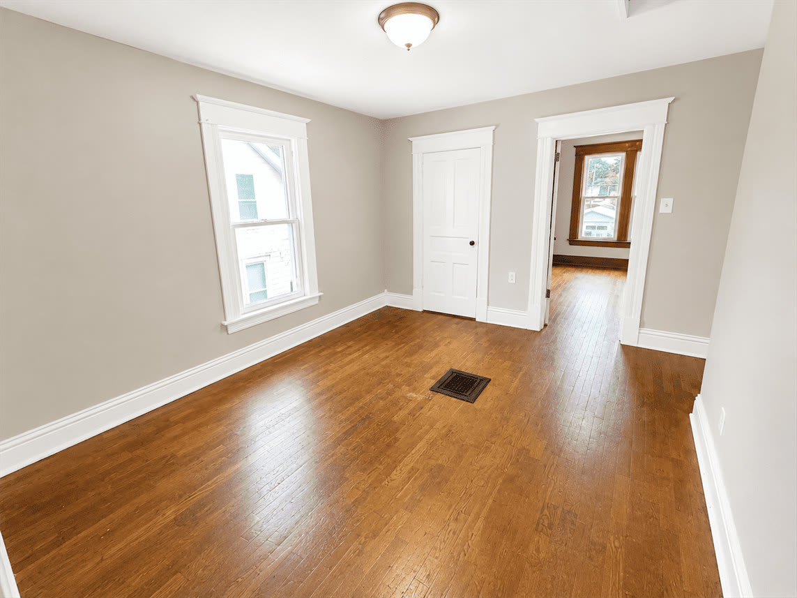 413 E Maple Ave – photo 5