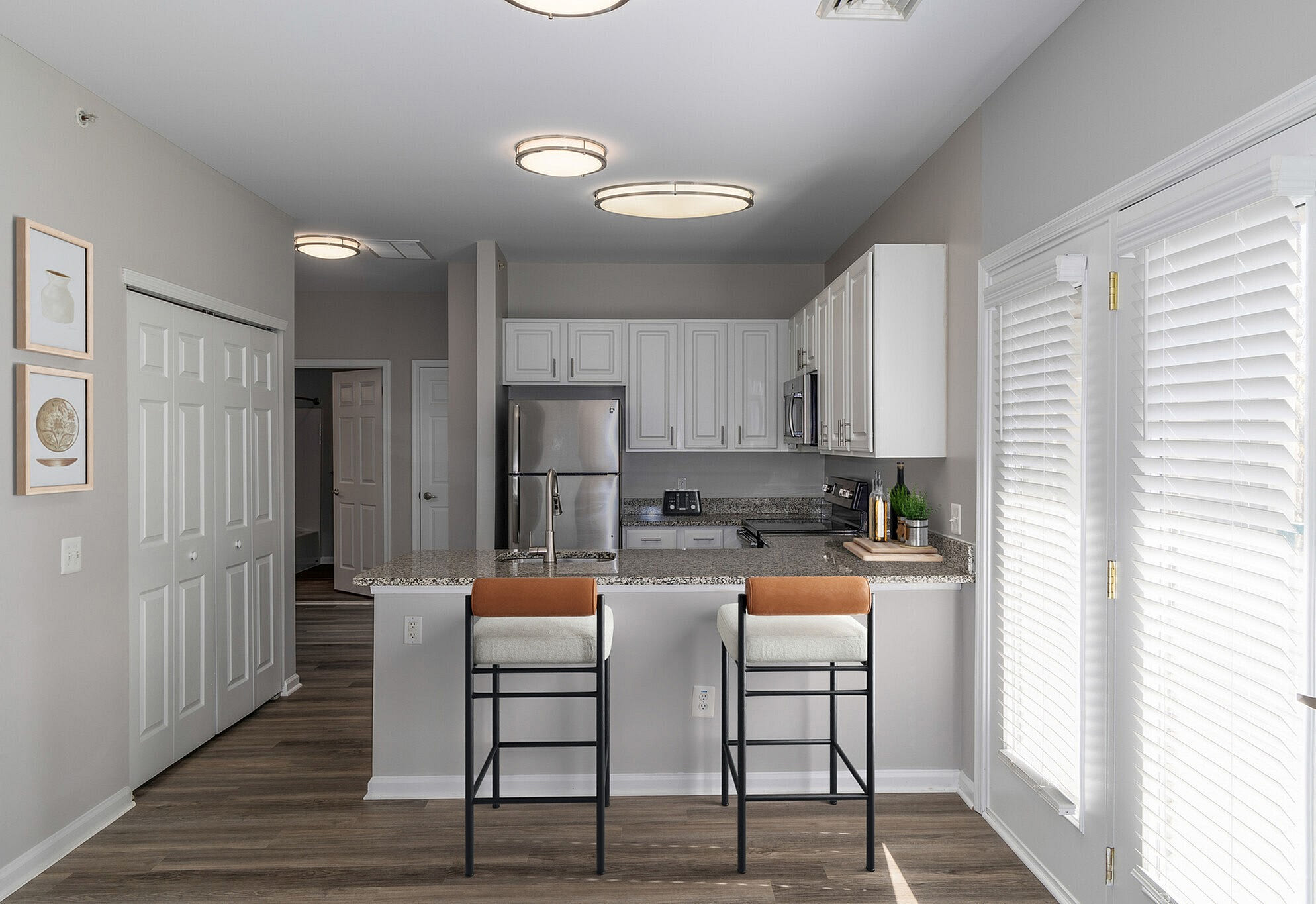 Plymouth Pointe Apartments – photo 4