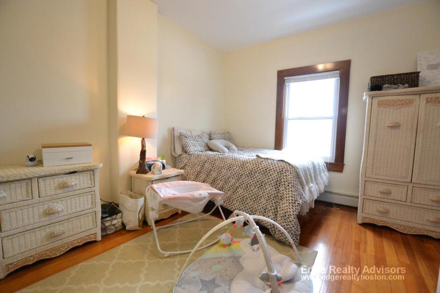 42 Lincoln St. – photo 2