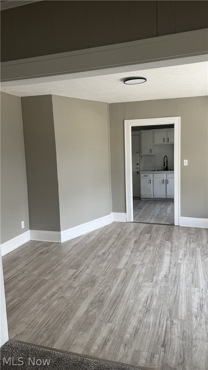 8502 Grand Division Avenue – photo 5