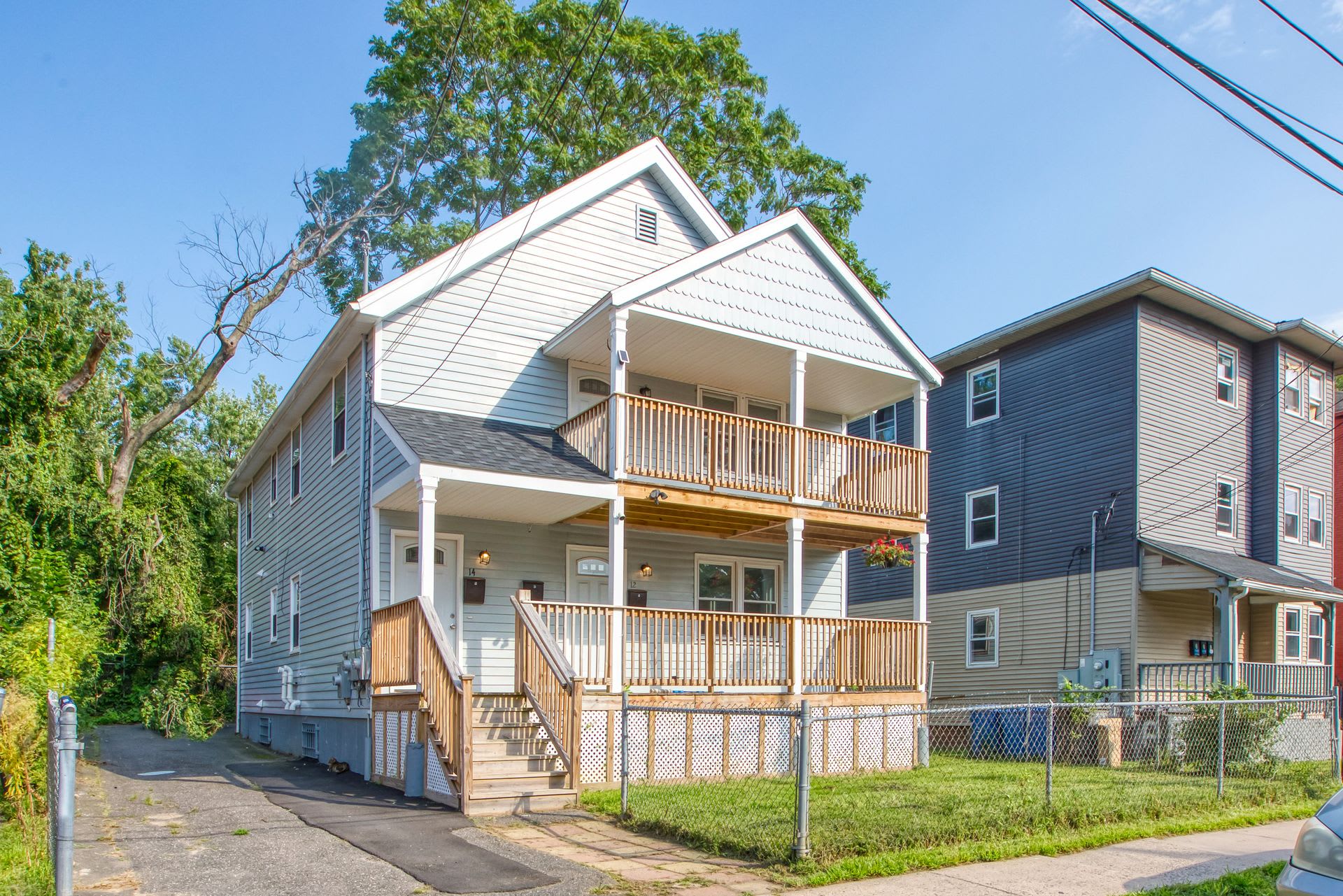 Lovely 3 Bedroom 1 Bathroom 1St Floor With Washer And Dryer – photo 4