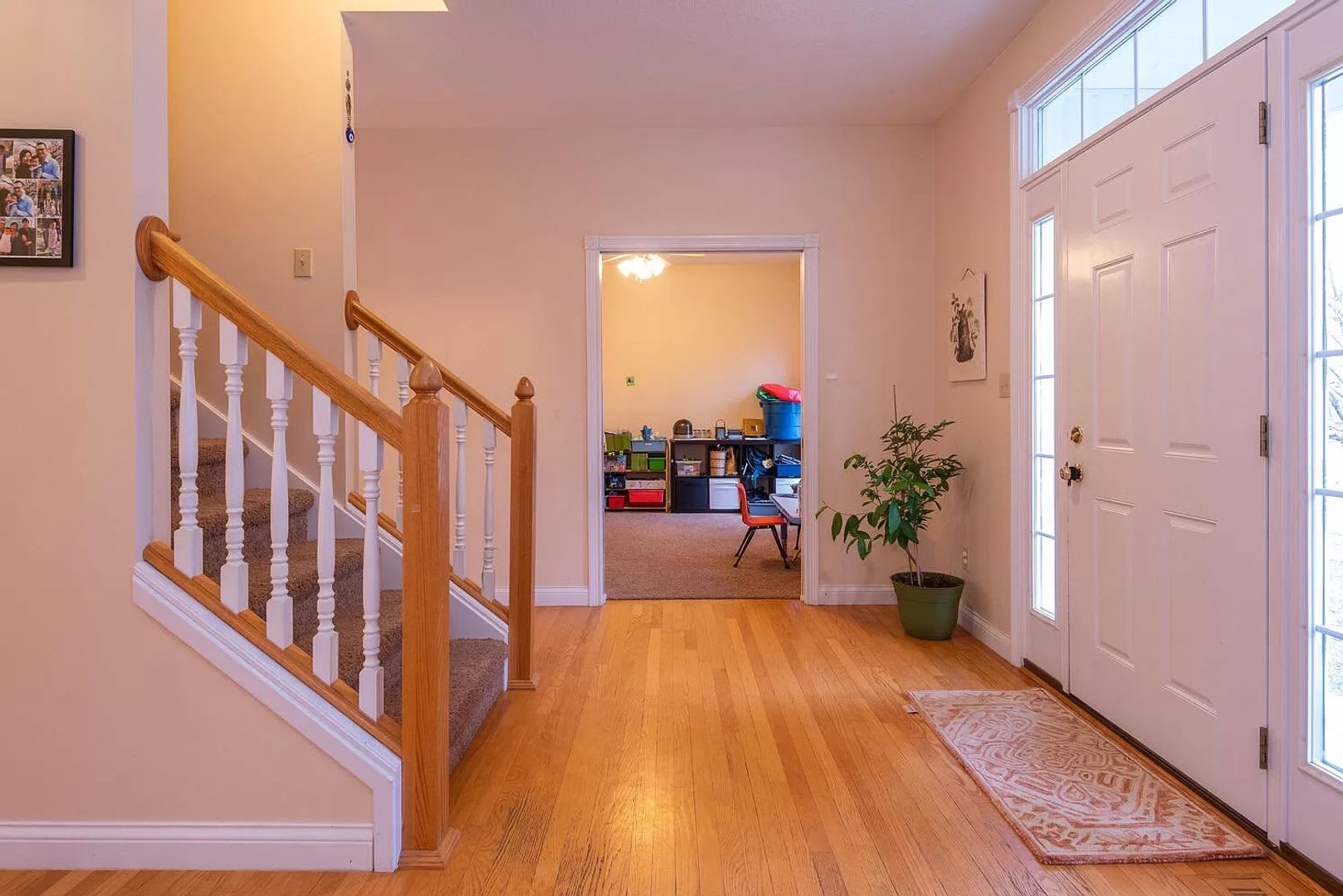Must See Bright Spacious Home With Tons Of Charm – photo 3