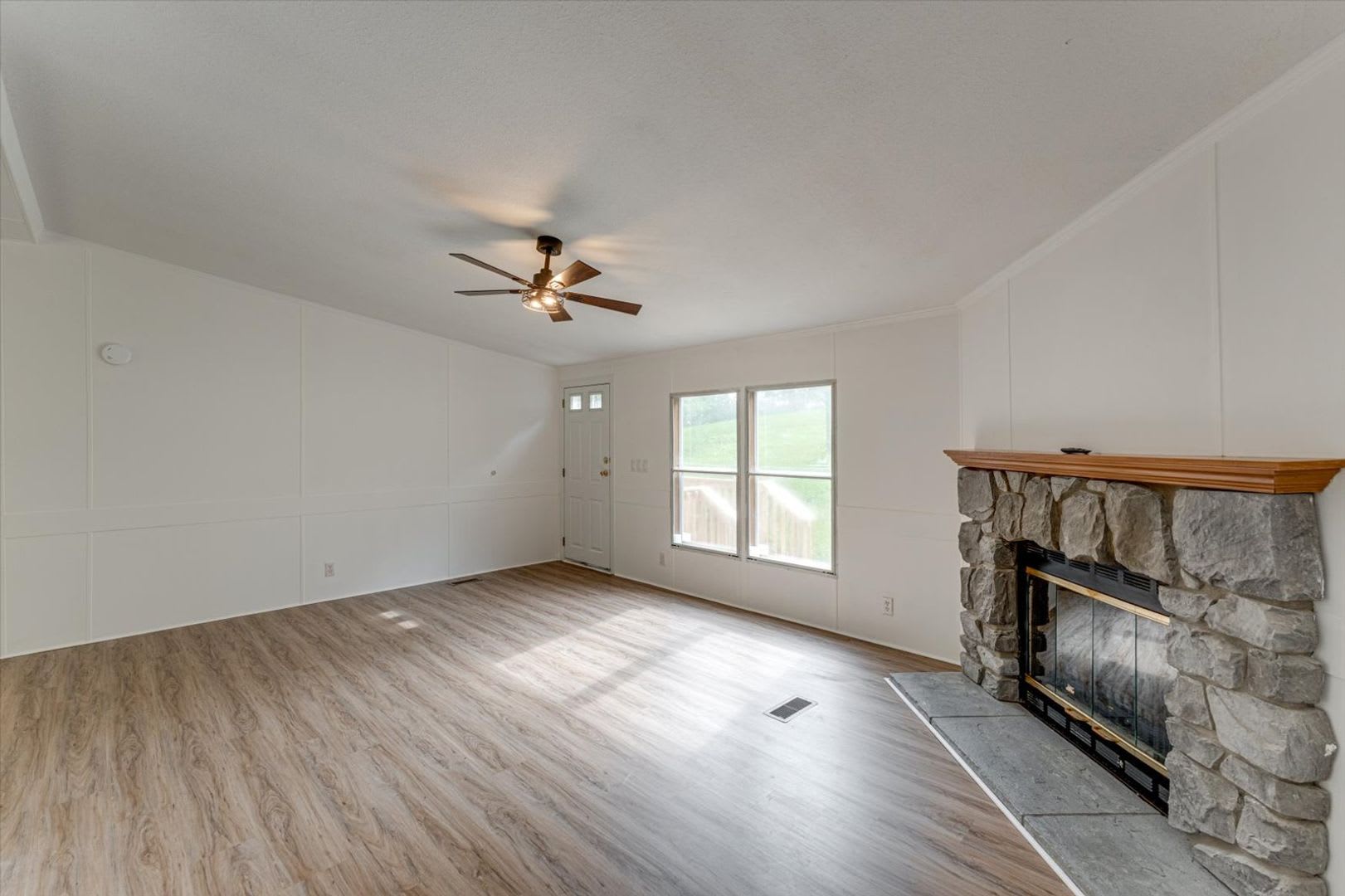 10708 Canyon Circle – photo 4