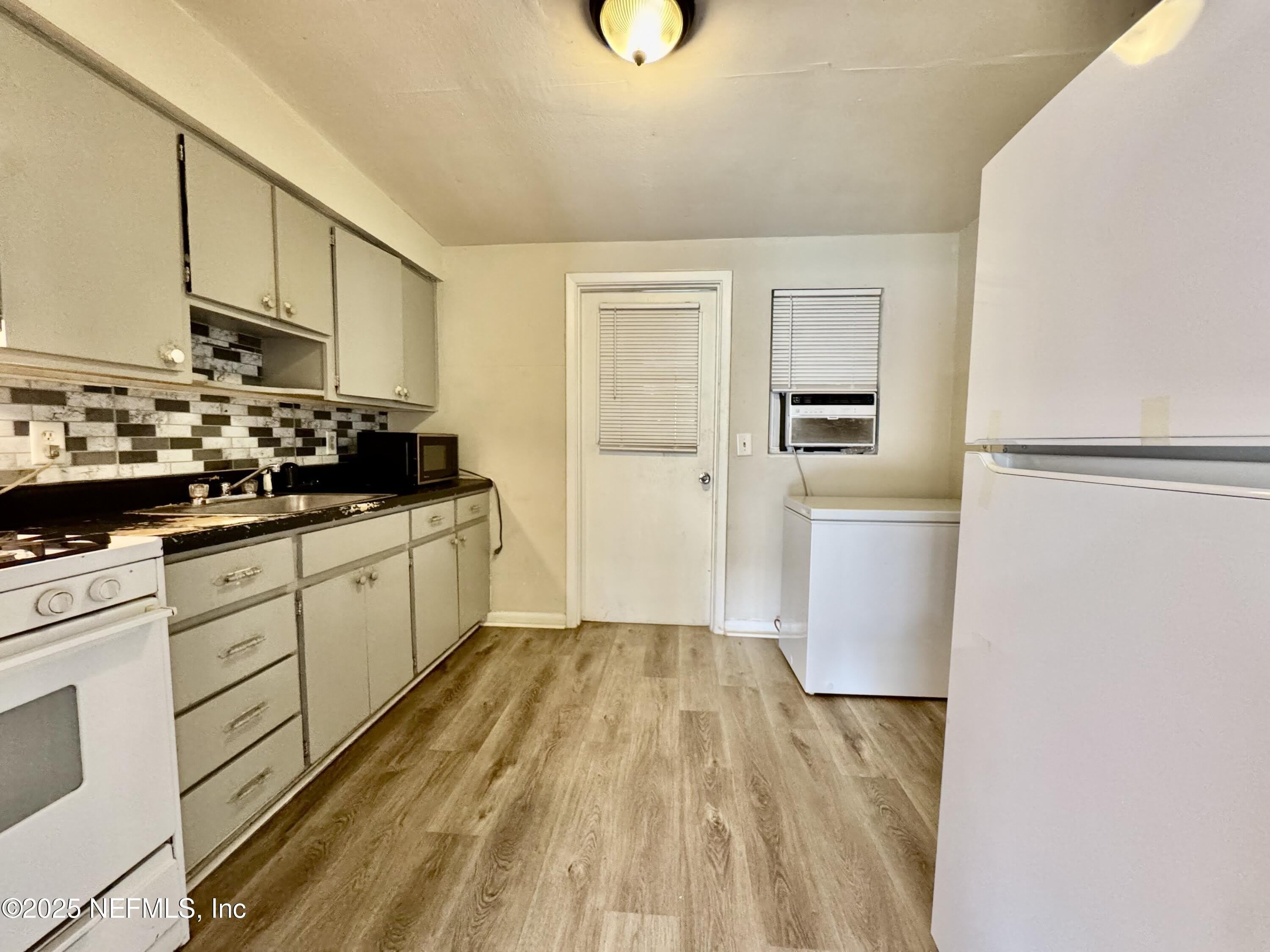 1859 DOYON Court – photo 5