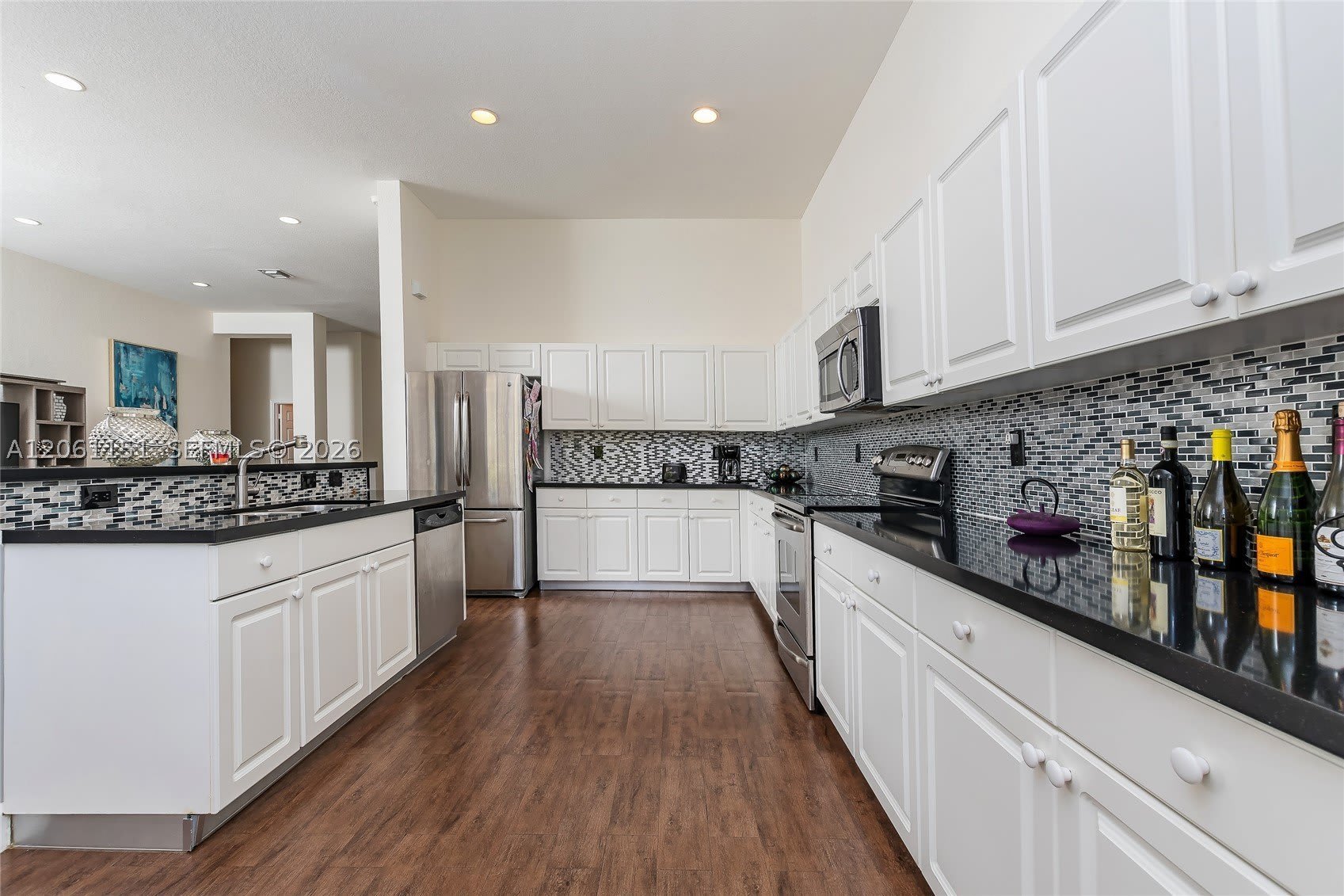 1225 Skylark Dr – photo 5