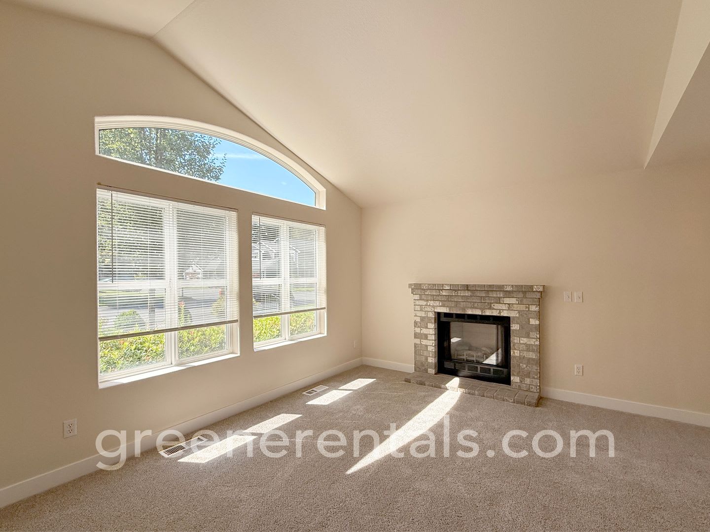 3BR 2.5BA Home Located in Beckonridge Neighborhood – photo 4