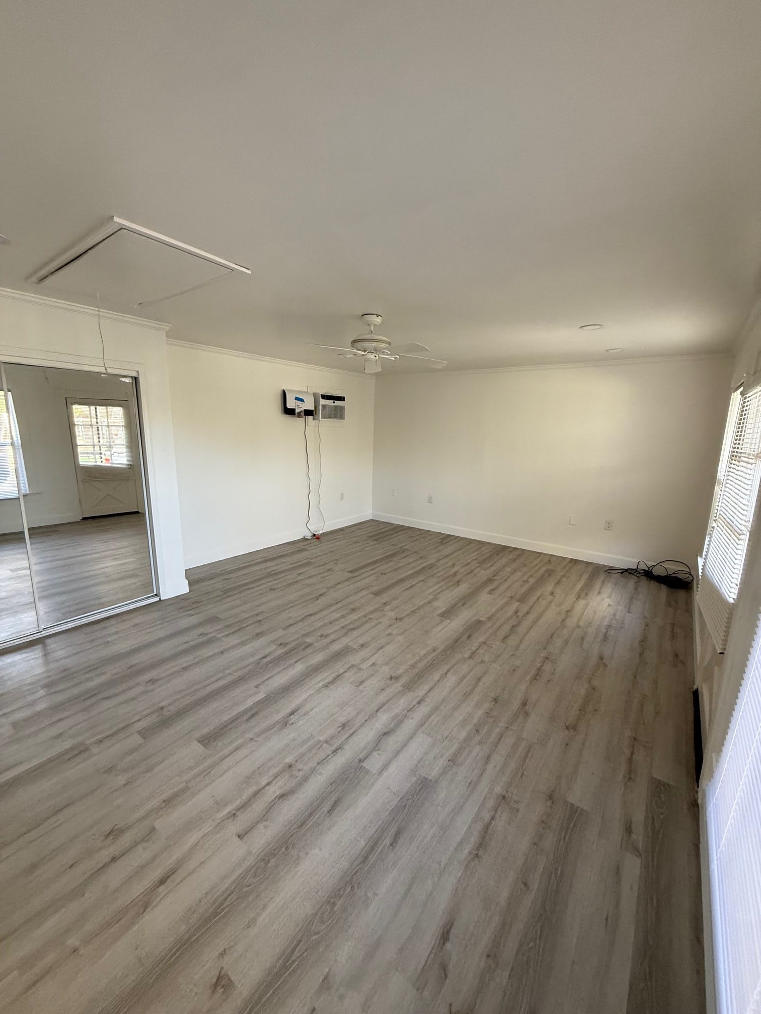 1017 Winton Dr – photo 4