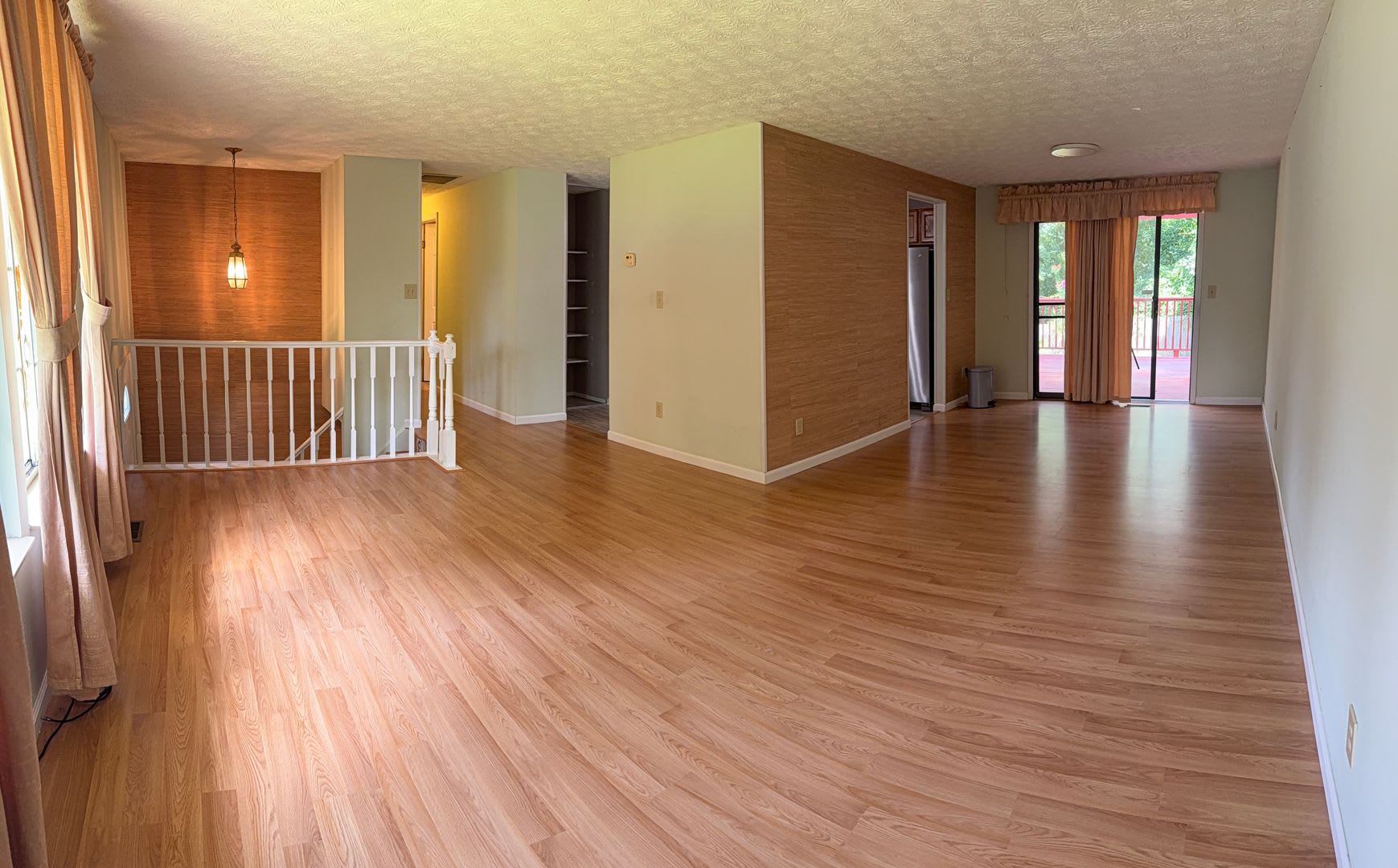 4 BEDROOM/2.5 BATHROOM Home for lease in Norcross – photo 4