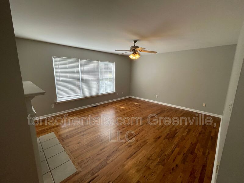 518 Amber Crest Ct. – photo 3