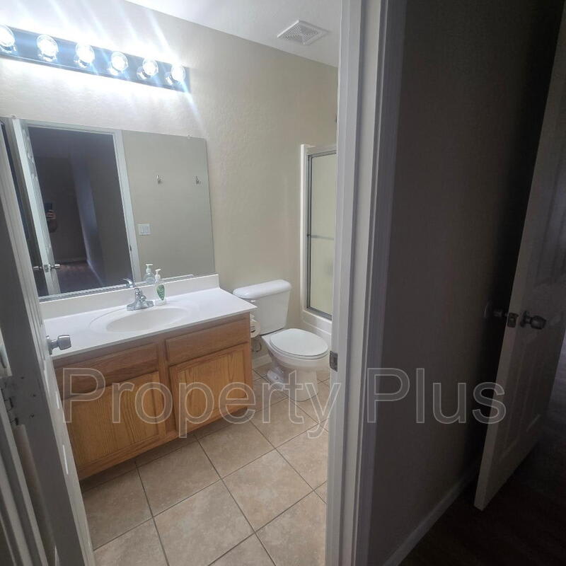 3411 W Sunland Ave – photo 4