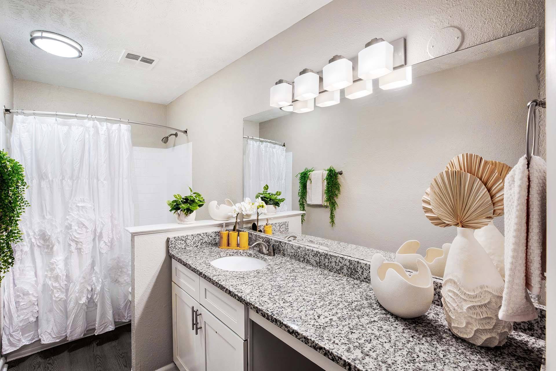 Waters Edge Apartments – photo 5