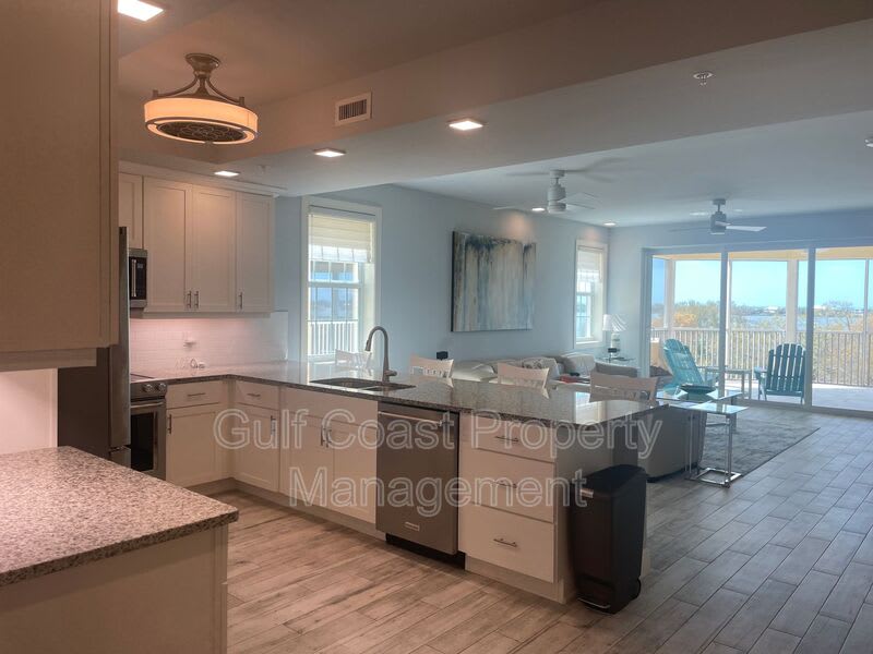 260 Hidden Bay Dr – photo 5