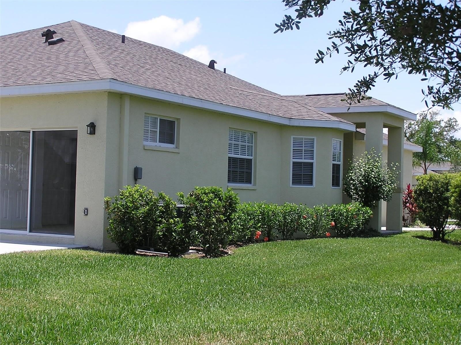 412 W 28TH Street – photo 2