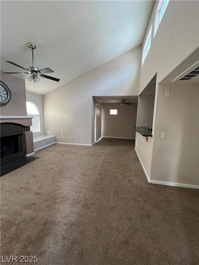 9325 W Desert Inn Rd. #206 – photo 5
