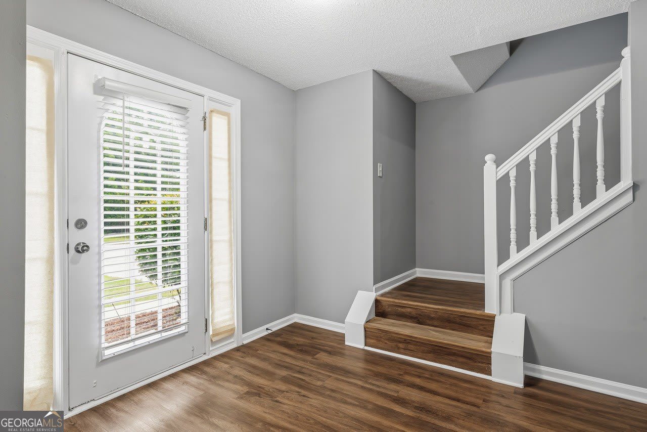 11925 Spring Lake Way – photo 3