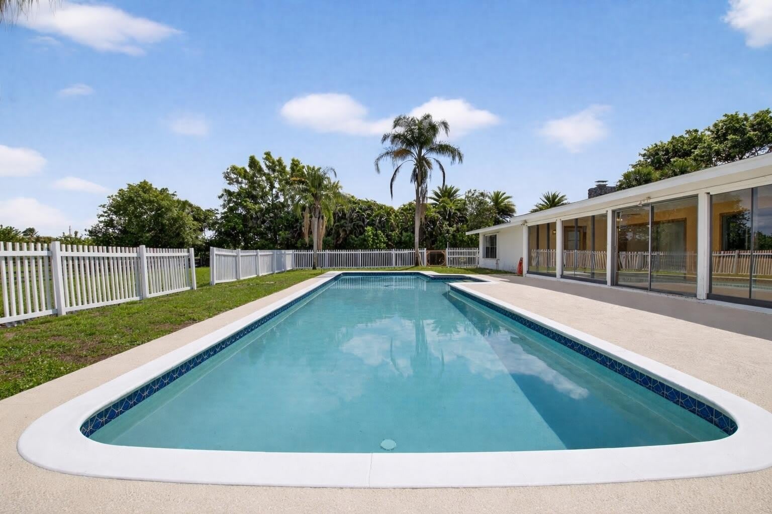 10157 La Reina Road – photo 1