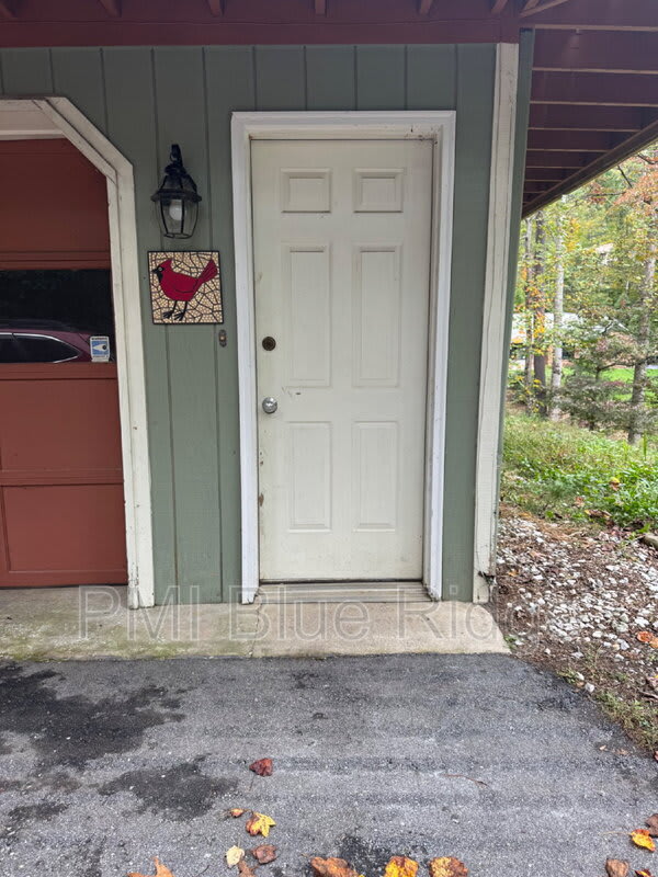 23 Surrey Run Drive – photo 1