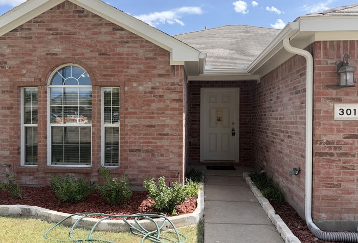 301 Meadow Lark Lane – photo 2