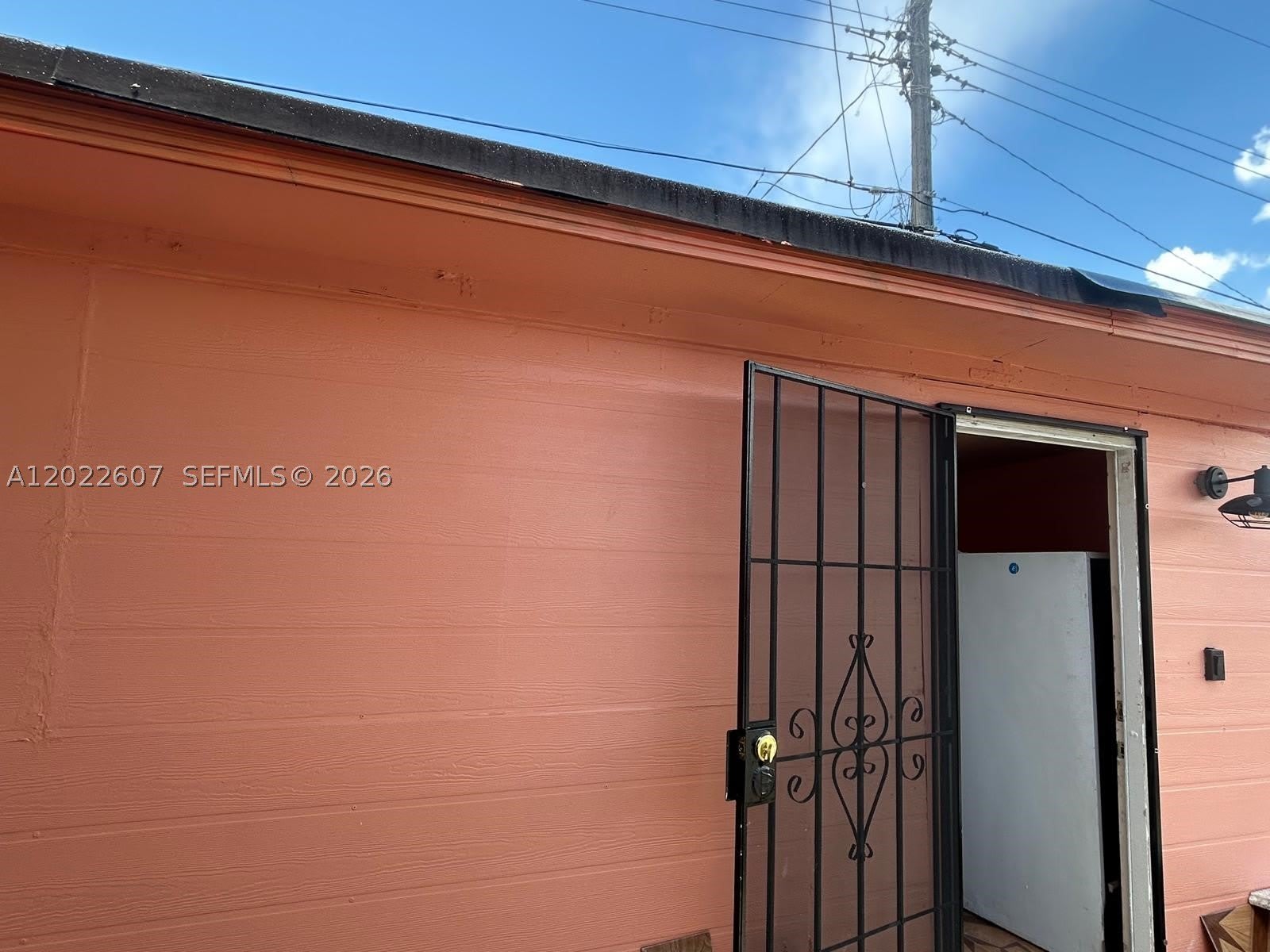 115 NW 193rd St – photo 4