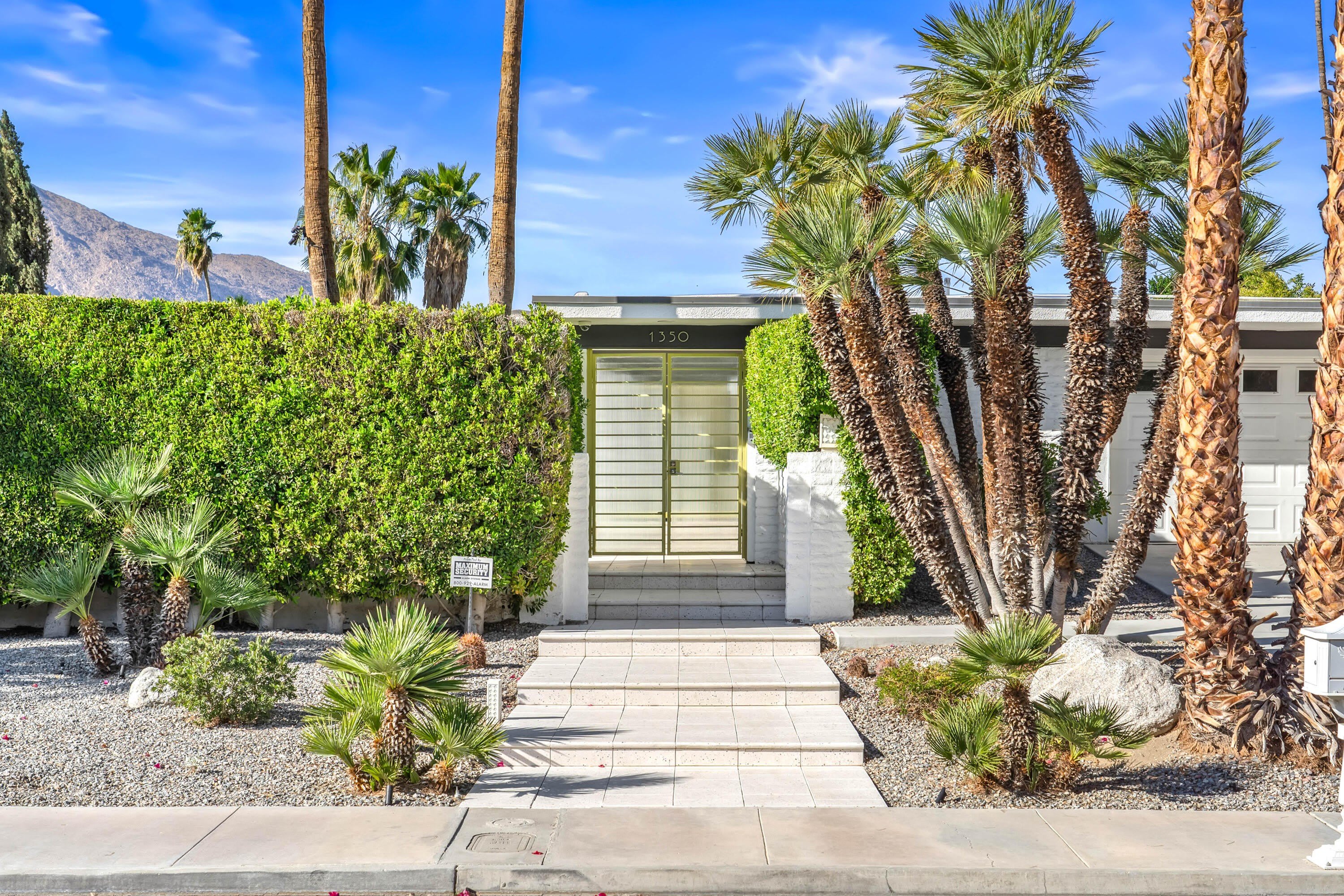1350 E Murray Canyon Drive – photo 3