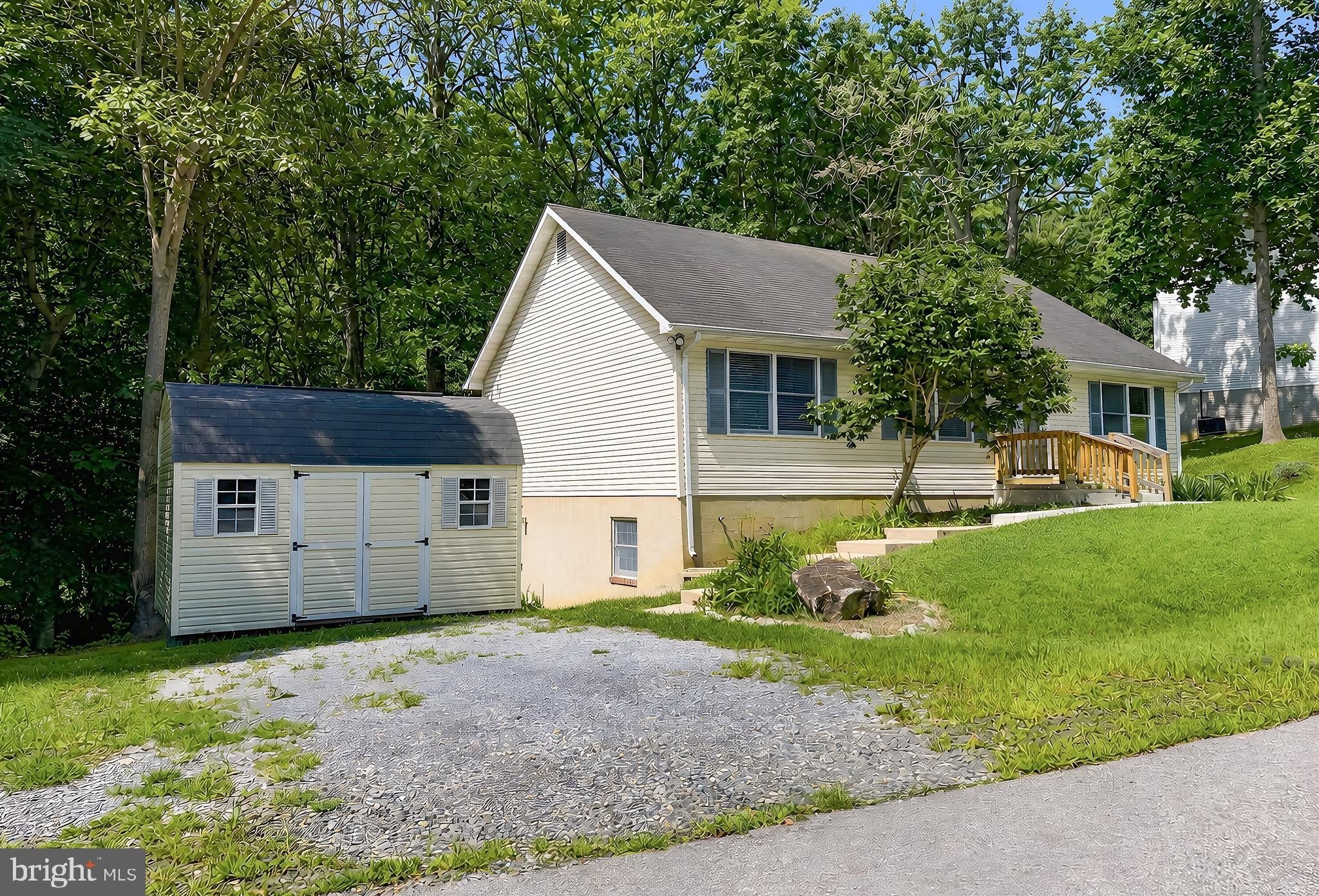 8433 SAILBOAT Lane – photo 4