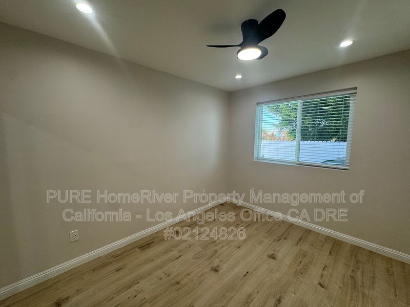 670 West 2nd Street – photo 4