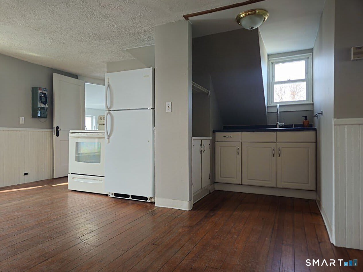 21 Sigourney Street – photo 4