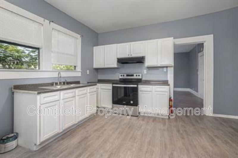 604 5th Way – photo 3