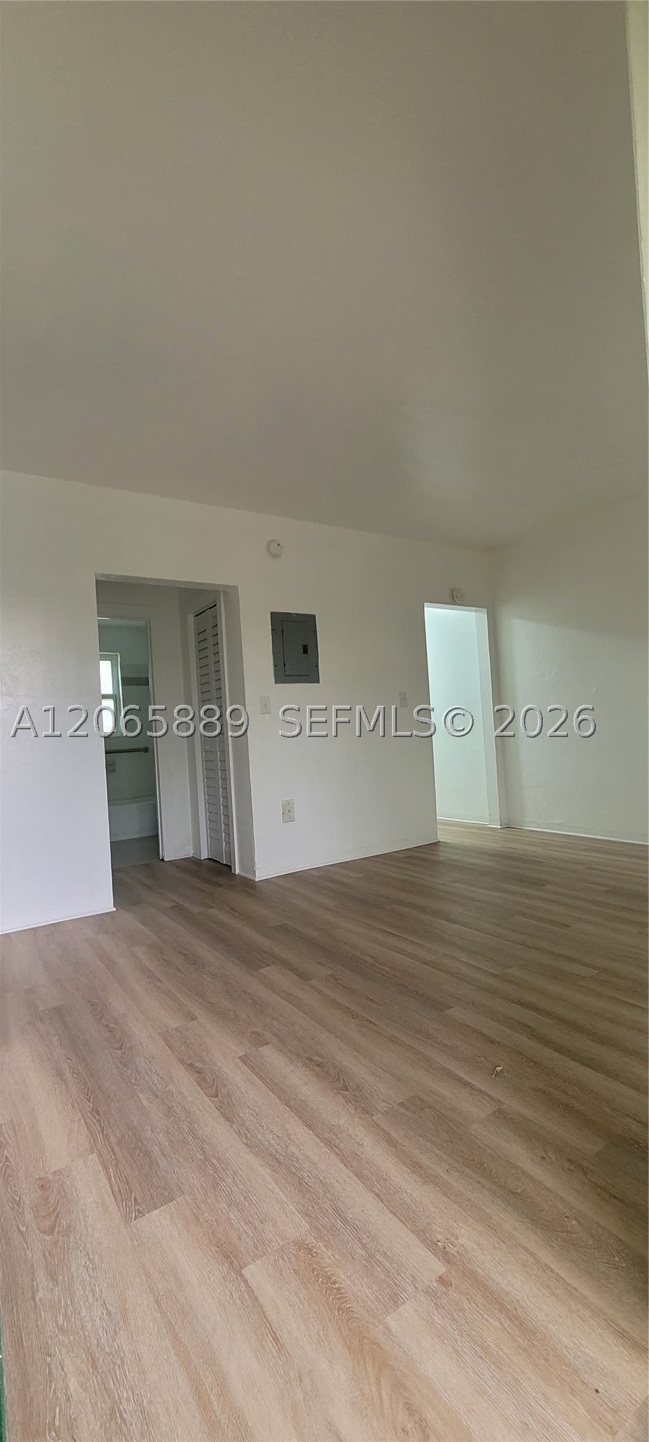 6760 Ne 2Nd Ave – photo 2