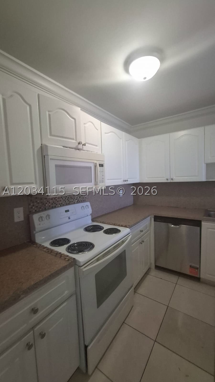 6940 Miami Gardens Dr – photo 3