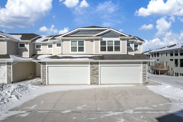 1404 Northeast Primrose Lane – photo 1