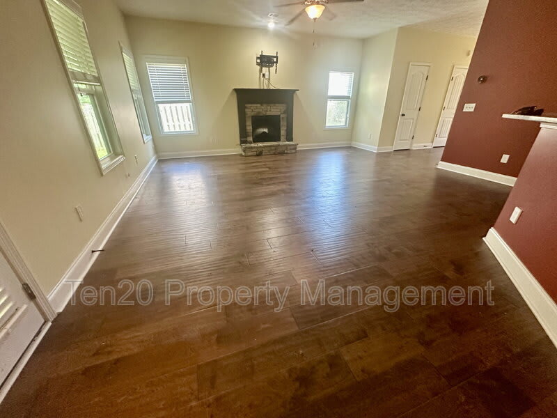 7471 Coppice Drive – photo 3