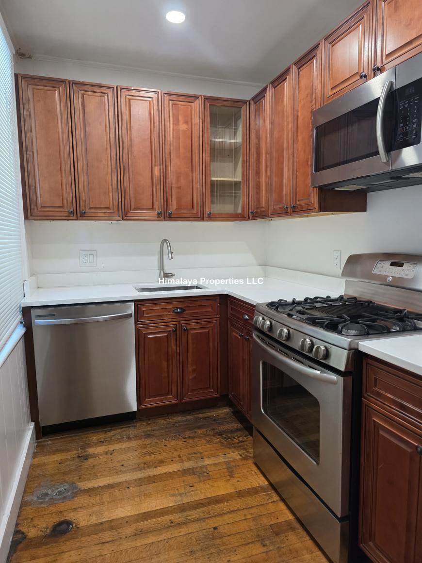 26 Mayfield St – photo 2