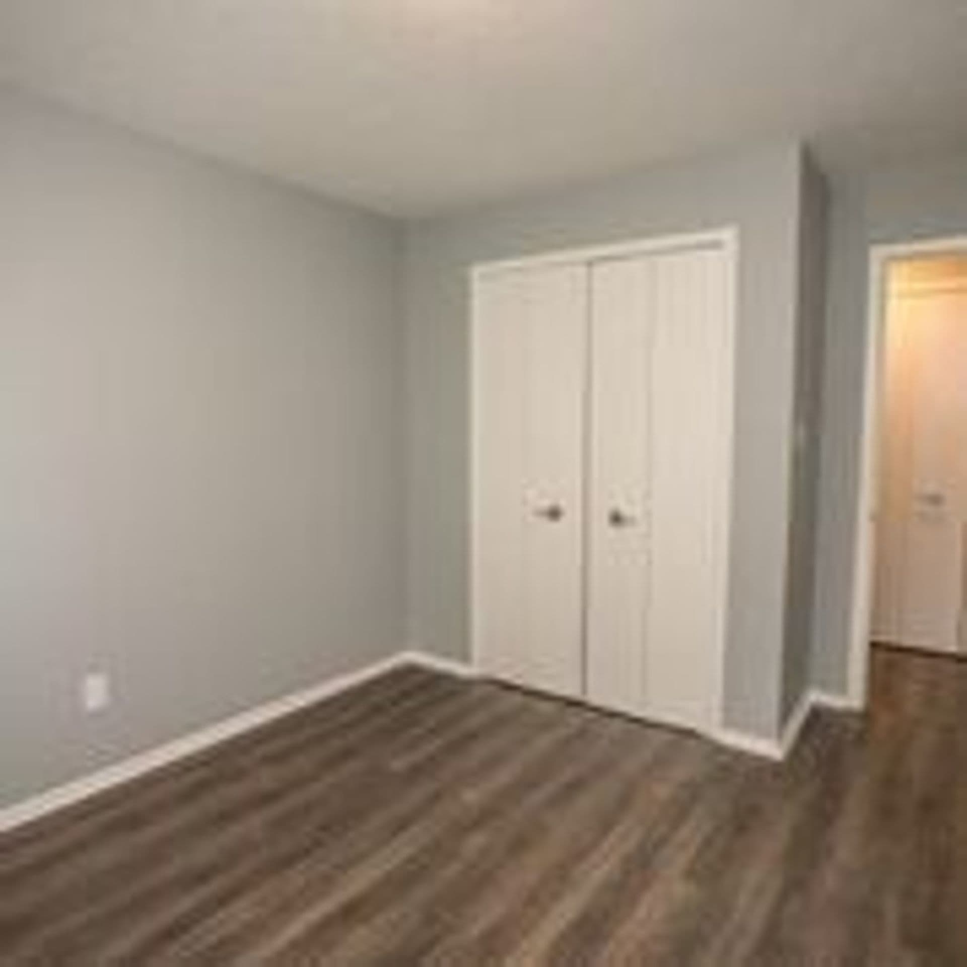 1 Bed/ 1 Bath Renovated Apartment in Brook Park Ohio – photo 2