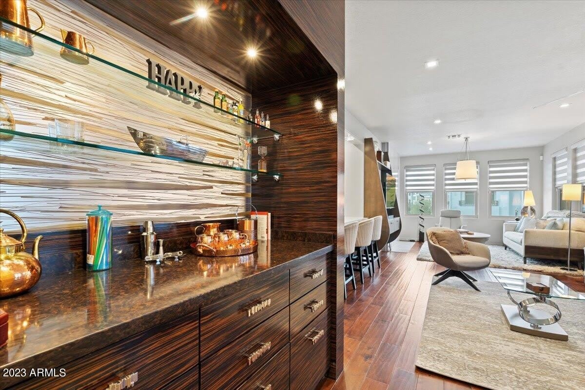 15221 N CLUBGATE Drive – photo 3