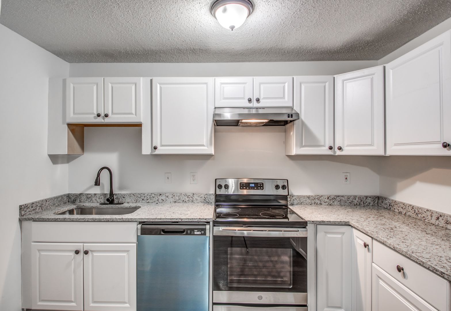 2735 Brentwood Cv – photo 4