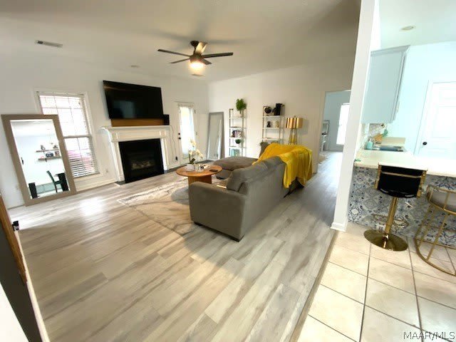 6963 SANDFIELD Drive – photo 2