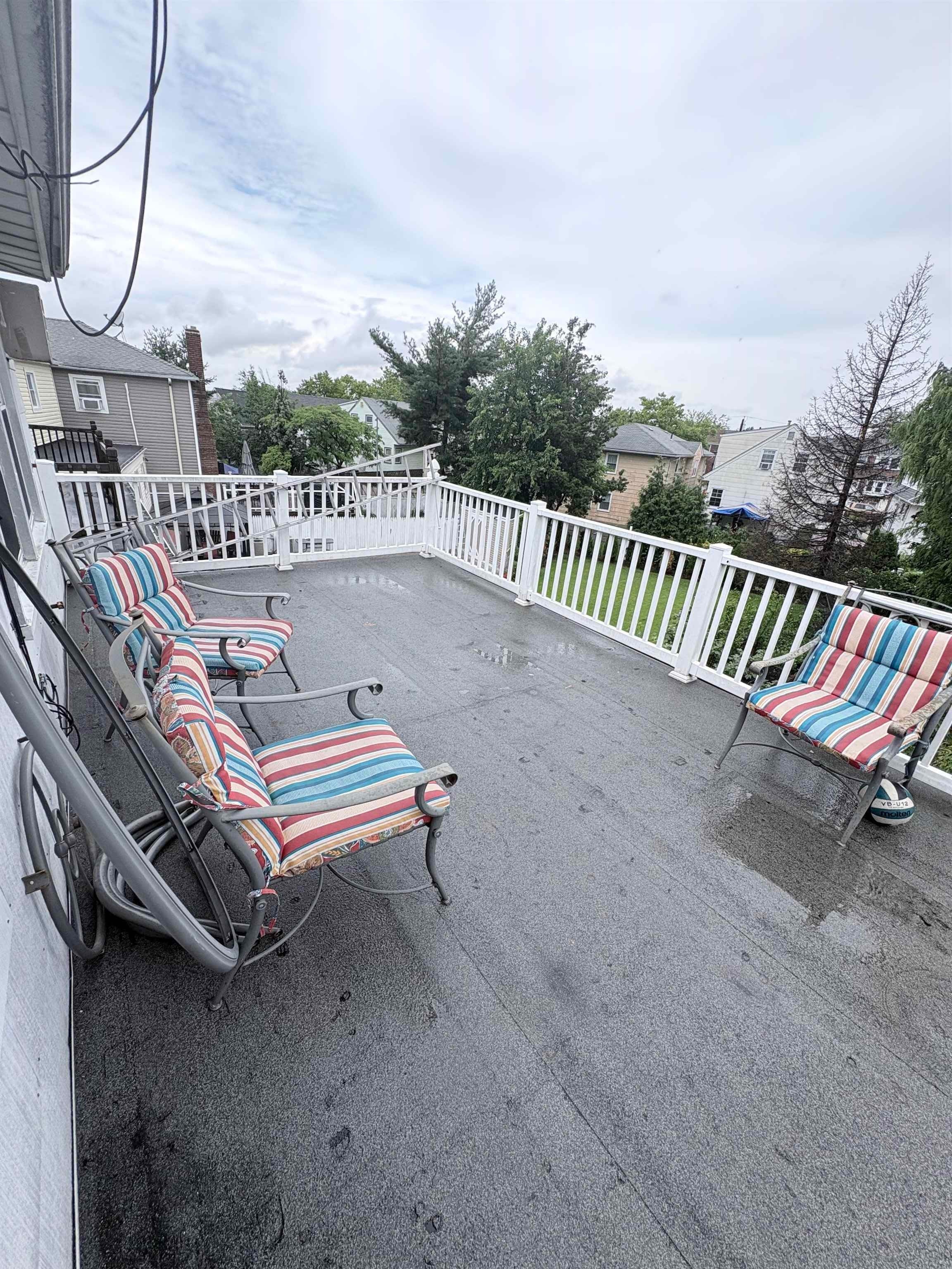 24 COLONIAL DR – photo 5