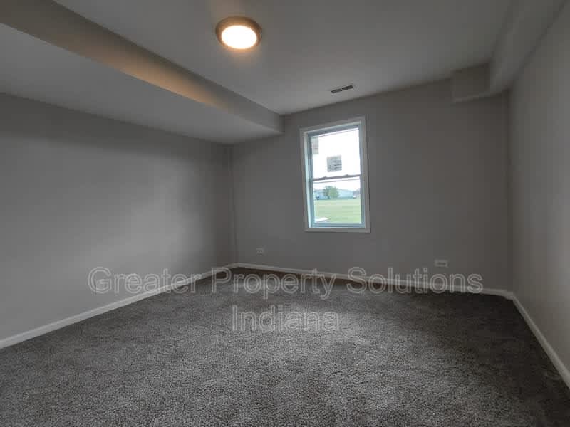 9053 W 155Th St – photo 4