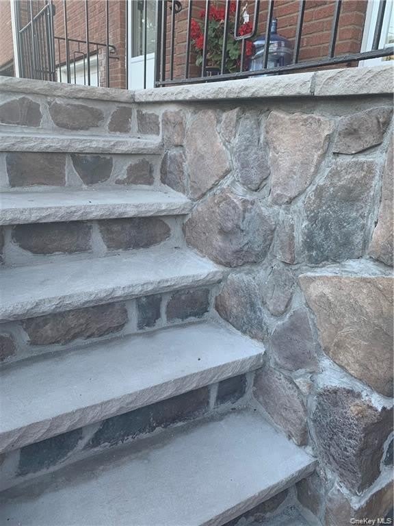 60 Halgren Crescent – photo 2