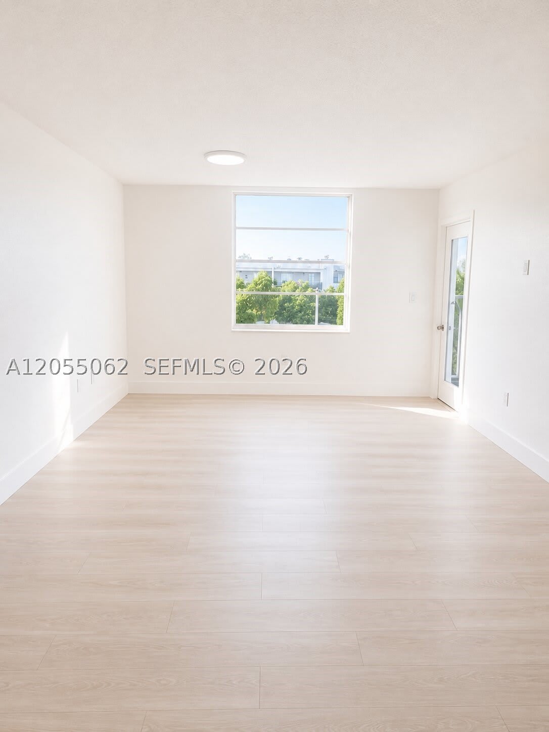 5625 W 20th Ave – photo 2