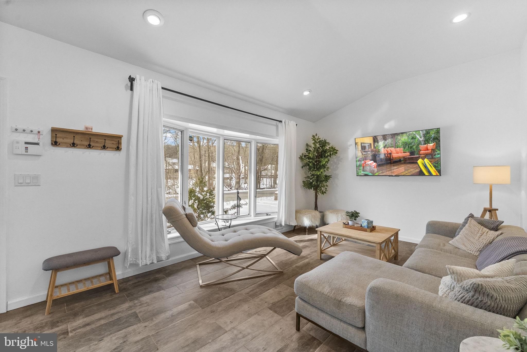 191 LAKESHORE Drive – photo 4