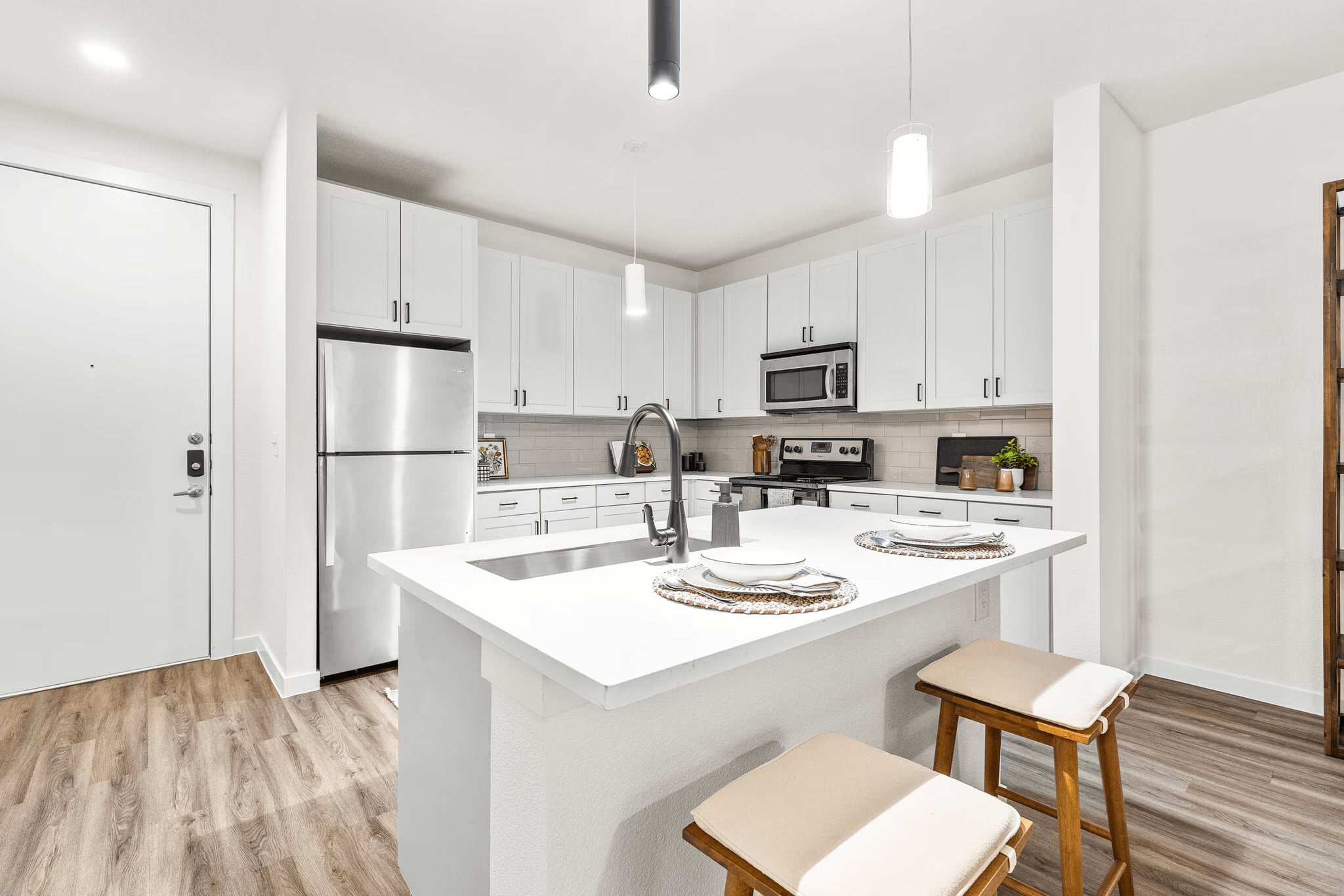 1800 Broadway – photo 4