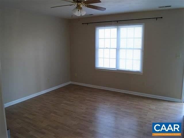 1384 5TH ST – photo 3