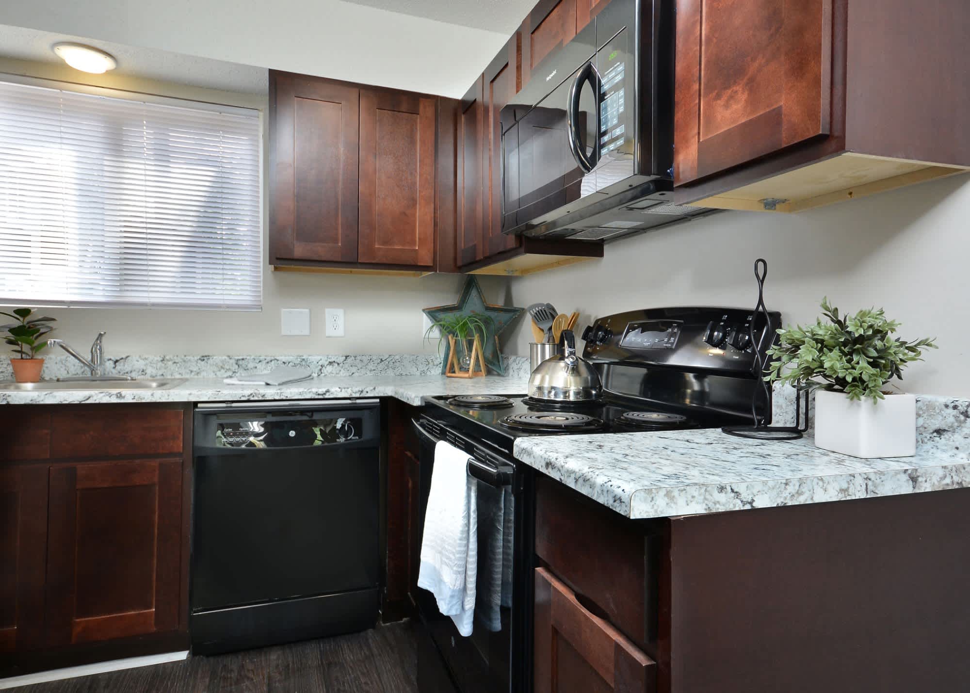 Keystone Apartments – photo 2