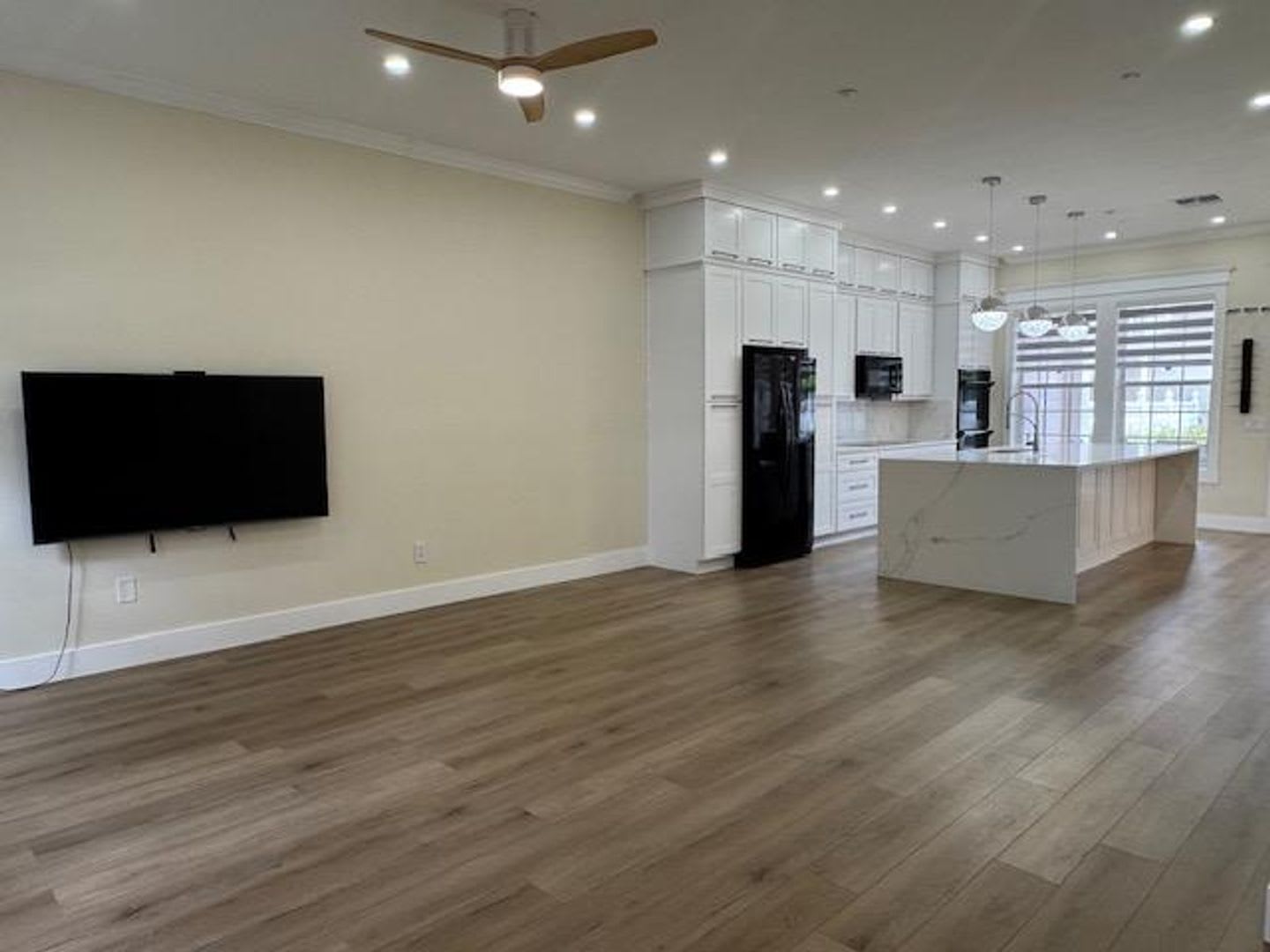 4 Bedroom fully renovated Townhome in the Main Village of Celebration – photo 2