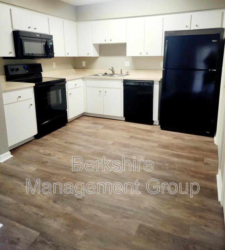 1134 Pogonia Drive – photo 4