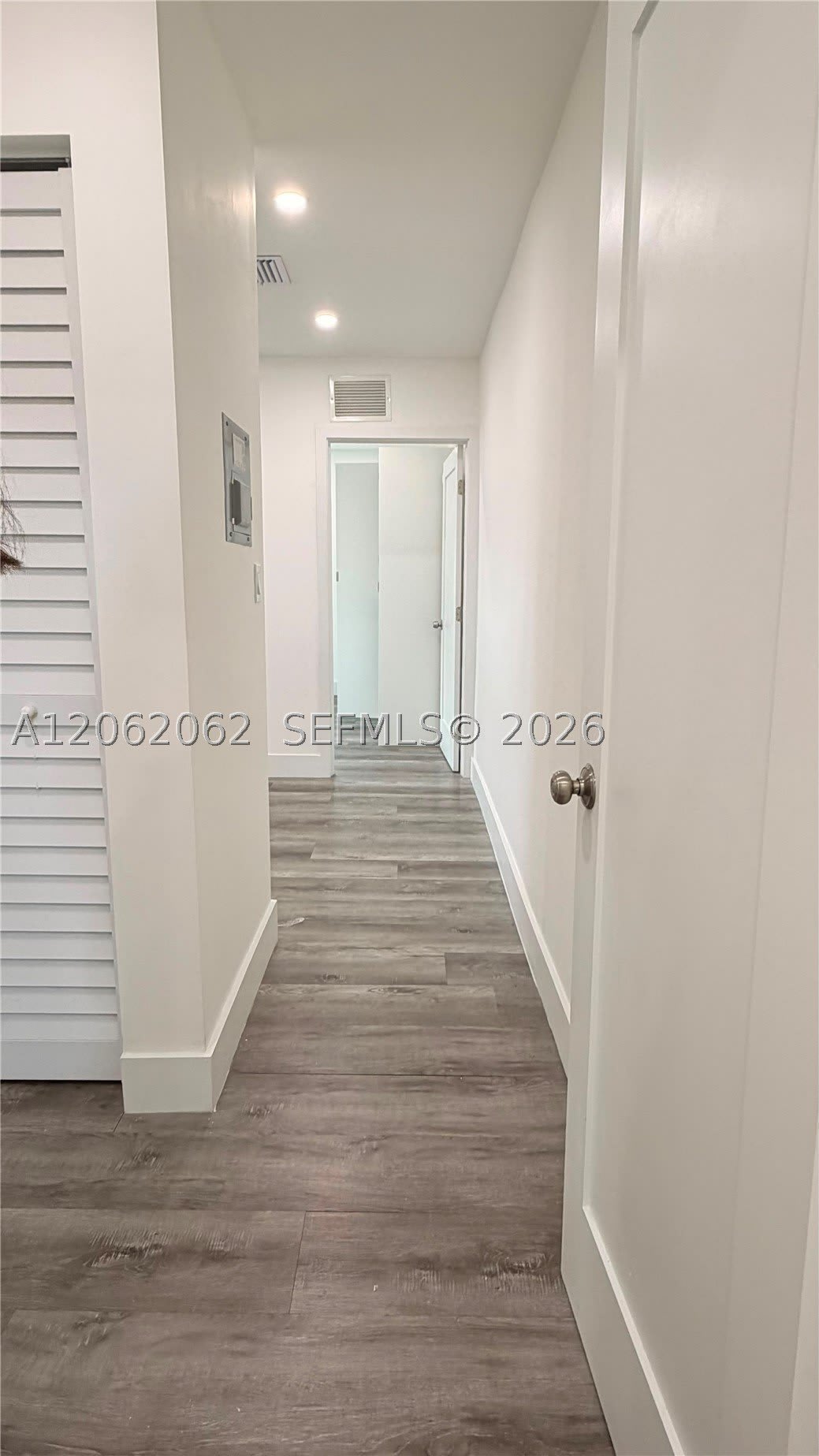 10370 Sw 24Th St – photo 4