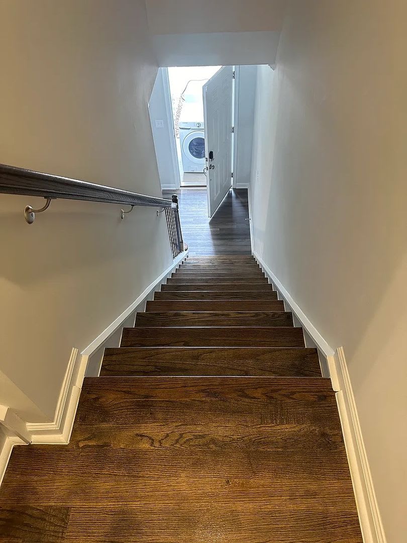 Room in 3 Bedroom Home at Arkose Dr – photo 4